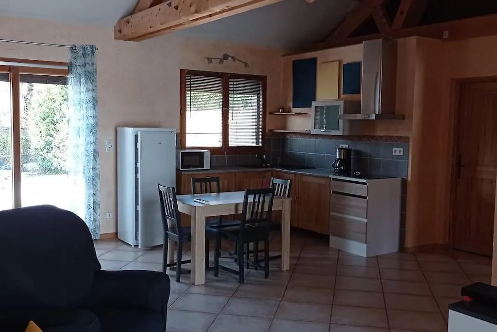 Chalet 2 Chambres En Savoie Pour 1 A 4 Personnes Gerbaix Holiday home